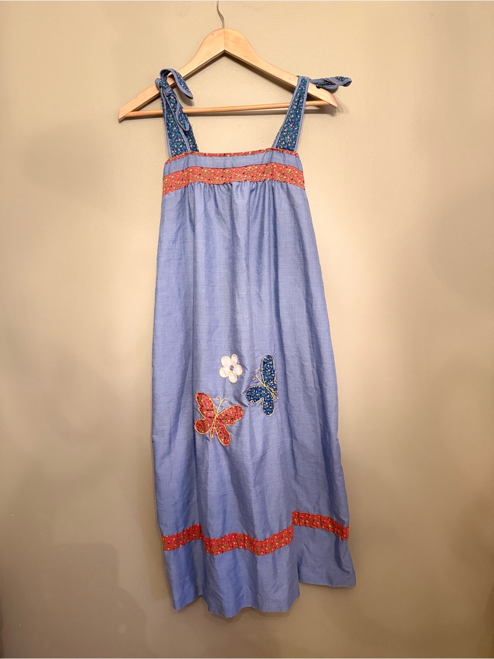 Vintage 70s Rhapsody 'n Robes Butterfly Appliqué Sundress - Tie Straps Size M